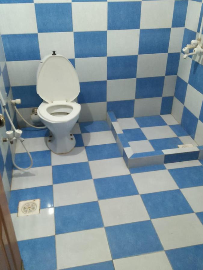 Tourist Inn Hotel Lahore Ngoại thất bức ảnh
