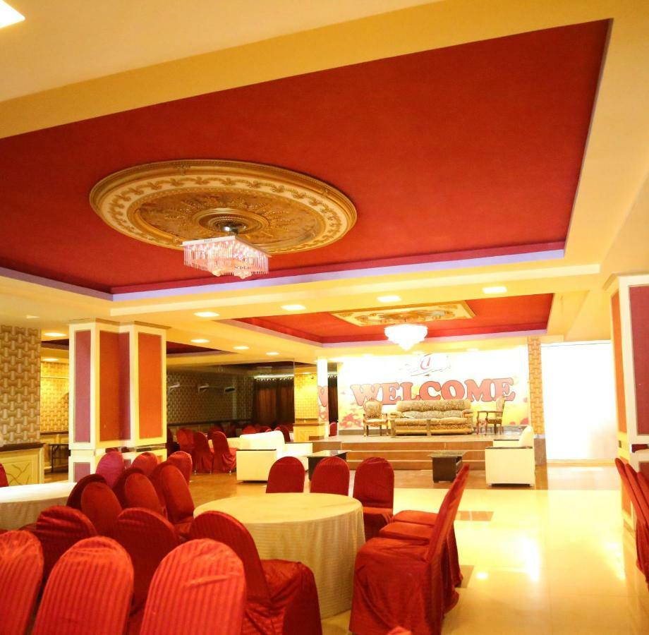 Tourist Inn Hotel Lahore Ngoại thất bức ảnh